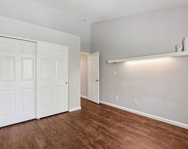 1706 Bevin Brook Drive - Photo Thumbnail 15