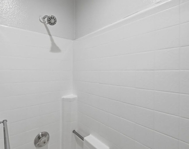 11015 Morrison Street - Photo Thumbnail 32