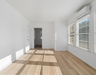 814 3rd Street - Photo Thumbnail 4