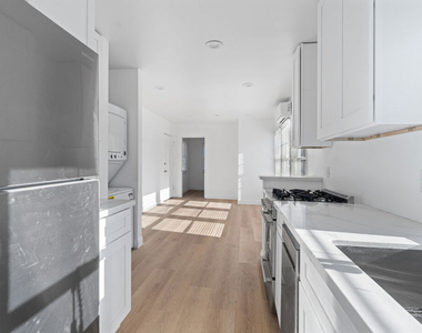 814 3rd Street - Photo Thumbnail 7