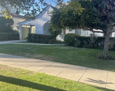 2311 Malcolm Avenue - Photo Thumbnail 23