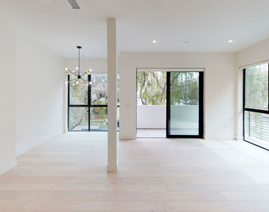 105 S Doheny Drive - Photo Thumbnail 12