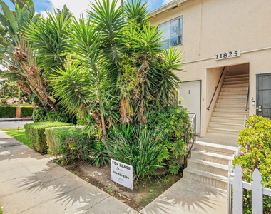 11825 Iowa Avenue - Photo Thumbnail 1
