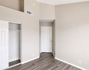 14714 S Budlong Avenue - Photo Thumbnail 25