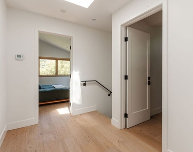 1149 Old Topanga Canyon Road - Photo Thumbnail 19