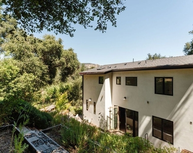 1149 Old Topanga Canyon Road - Photo Thumbnail 16