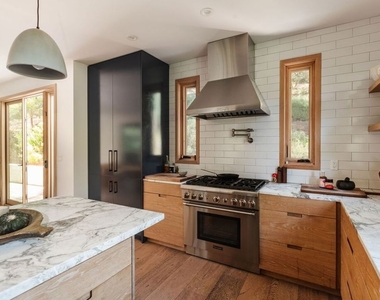 1149 Old Topanga Canyon Road - Photo Thumbnail 10