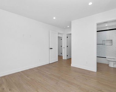 345 Genoa Street - Photo Thumbnail 21