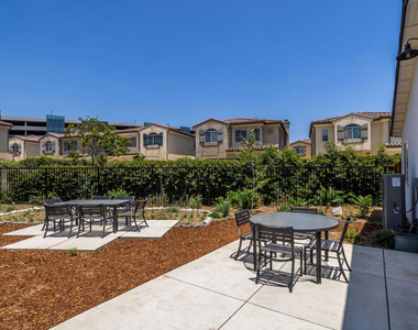 345 Genoa Street - Photo Thumbnail 34