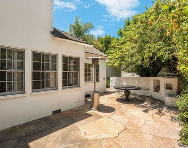 1063 Selby Avenue - Photo Thumbnail 20