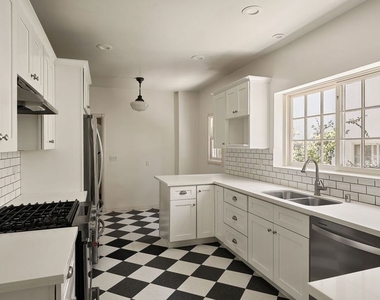 1063 Selby Avenue - Photo Thumbnail 4