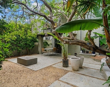 132 Vista Place - Photo Thumbnail 1