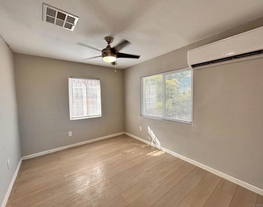 209 E Orange Ave - Photo Thumbnail 3