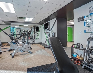 1080 Park Blvd - Photo Thumbnail 24