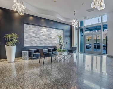 1080 Park Blvd - Photo Thumbnail 22