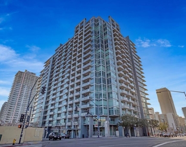 1080 Park Blvd - Photo Thumbnail 19