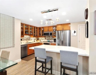 531 Front St - Photo Thumbnail 32