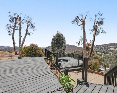 11333 Oak Creek Dr. - Photo Thumbnail 28