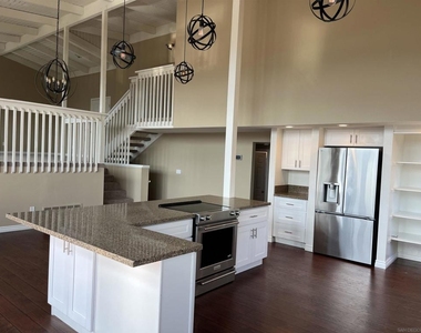 11333 Oak Creek Dr. - Photo Thumbnail 6