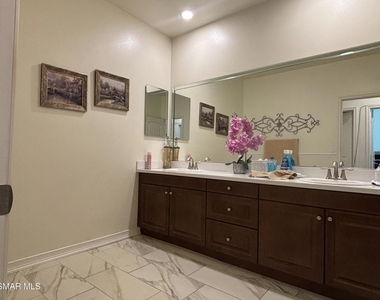 262 Talbert Avenue - Photo Thumbnail 15