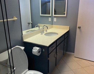 636 Malaga Court - Photo Thumbnail 5