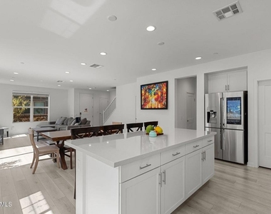 122 Red Brick Drive - Photo Thumbnail 14