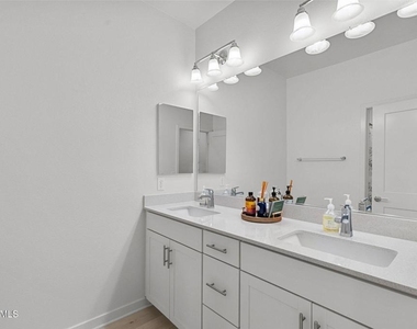 122 Red Brick Drive - Photo Thumbnail 19