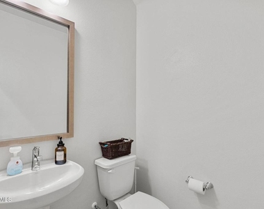 122 Red Brick Drive - Photo Thumbnail 27
