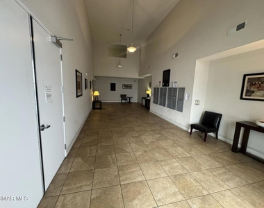 14412 Killion Street - Photo Thumbnail 16
