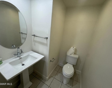 14412 Killion Street - Photo Thumbnail 4
