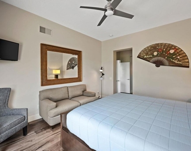 105 N Kavenish Drive - Photo Thumbnail 13