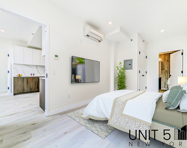 388 Vernon Avenue - Photo Thumbnail 3