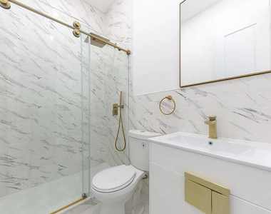 722 Chauncey Street - Photo Thumbnail 4