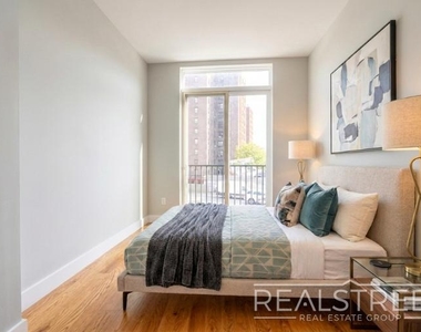 115 Park Ave - Photo Thumbnail 2