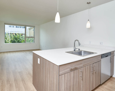 3220 California Ave Sw - Photo Thumbnail 10