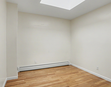 92nd Street - Photo Thumbnail 7