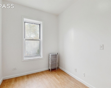 77th Street - Photo Thumbnail 16