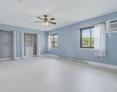 601 Chelsea Cove S - Photo Thumbnail 7