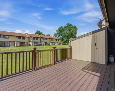 601 Chelsea Cove S - Photo Thumbnail 14