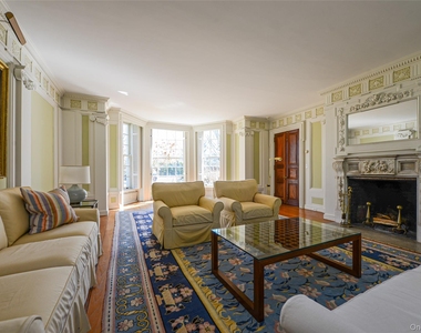 1 Pond Road - Photo Thumbnail 2