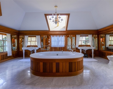 1 Pond Road - Photo Thumbnail 19