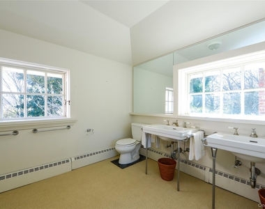 1 Pond Road - Photo Thumbnail 28