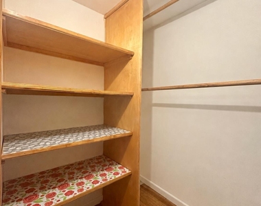 6134 76th Street - Photo Thumbnail 7