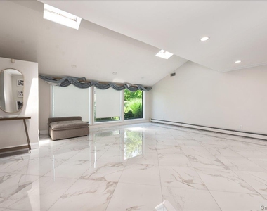 70 Longfellow Road - Photo Thumbnail 1