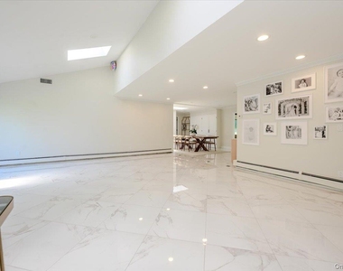 70 Longfellow Road - Photo Thumbnail 3