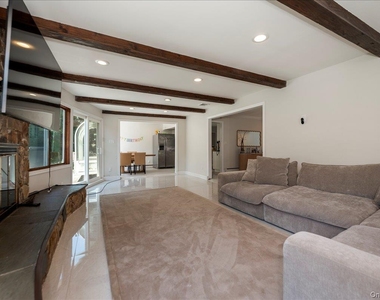 70 Longfellow Road - Photo Thumbnail 15