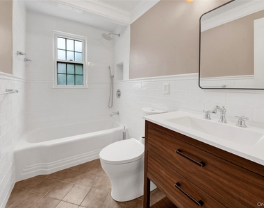 9 Virginia Street - Photo Thumbnail 11