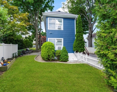 315 Maple Avenue - Photo Thumbnail 26