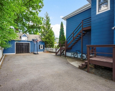 315 Maple Avenue - Photo Thumbnail 29