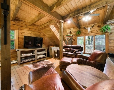 52 Cascade Road - Photo Thumbnail 7